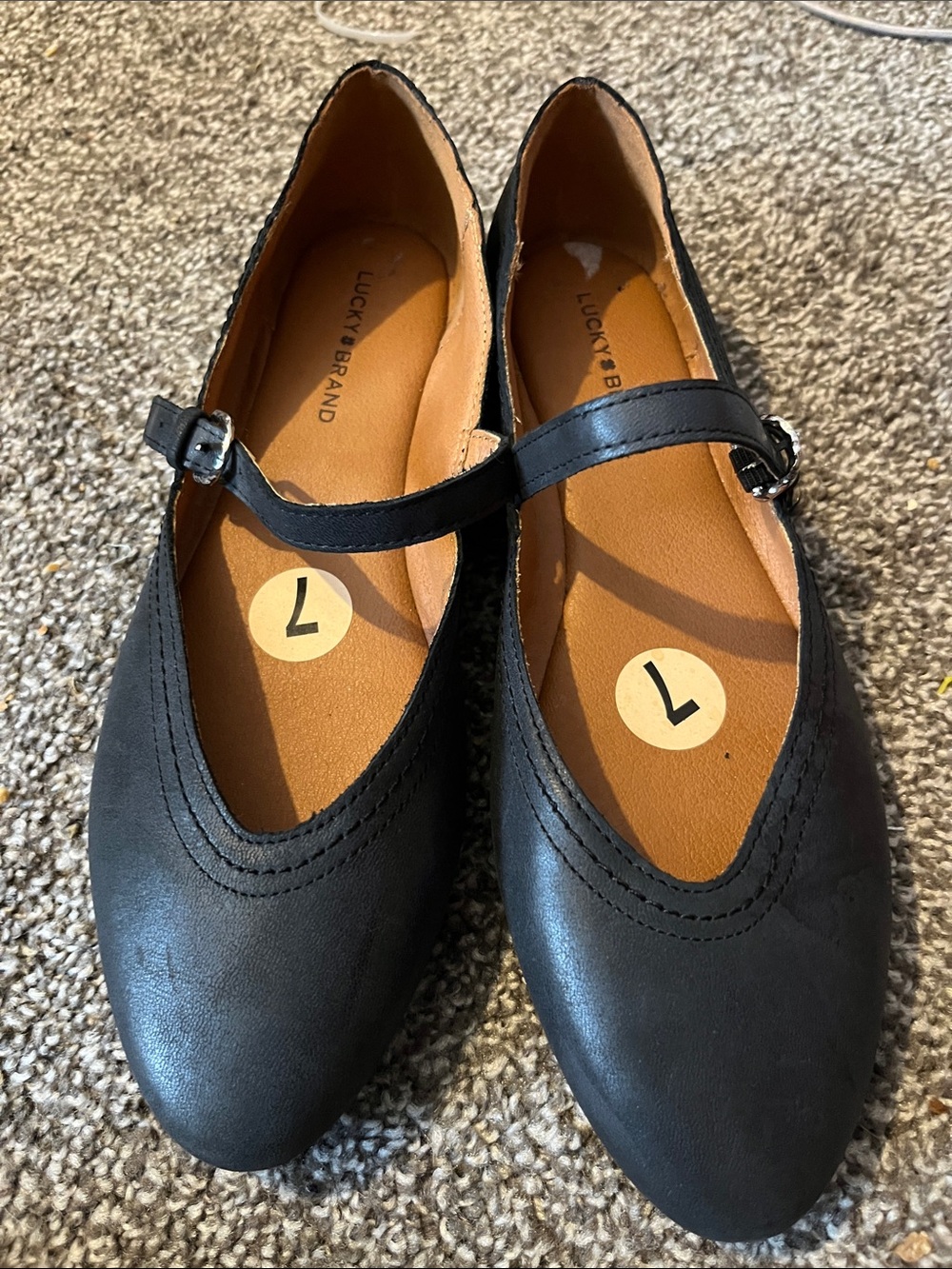 NEW  Lucky Brand Black Leather Albajane  Flats Shoes  SZ 7 - Picture 7 of 8